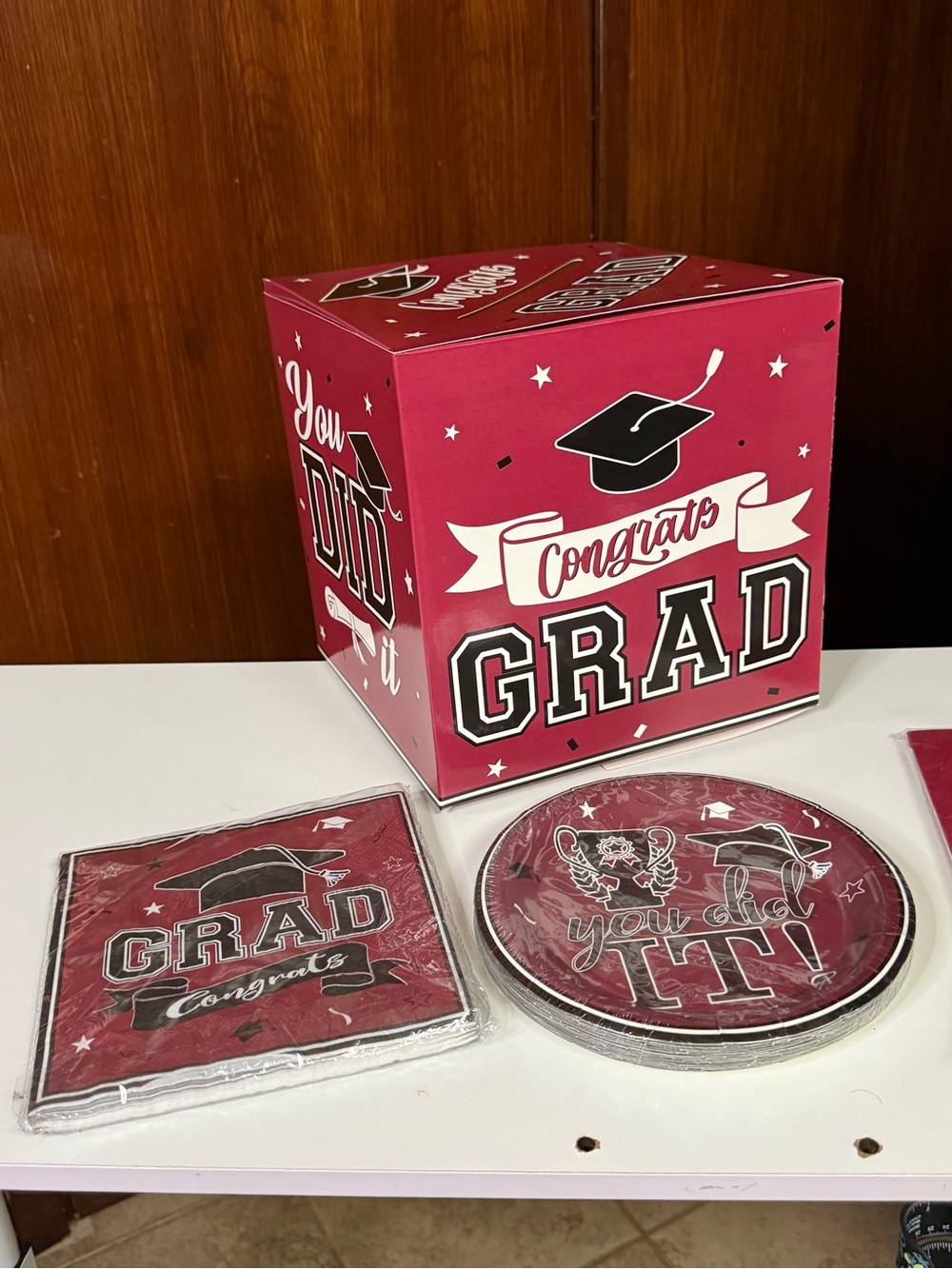Congrats Grad Party Favor Box Set - napkins and plates